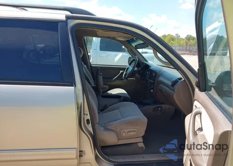 2002 Toyota Sequoia Sr5 V8 from USA, damaged, VIN 5TDBT44A32S068299